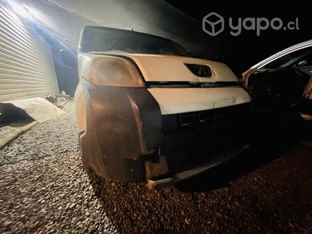 Capot impecable Peugeot bipper diésel