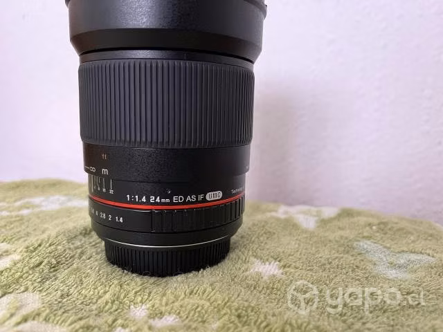 Lente Rokinon 24mm f/1.4 ED AS UMC Wide-Angle
