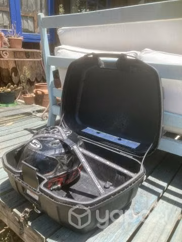 Maleta Moto Topcase Trekker Givi 52Lt Negra - Imagen 4