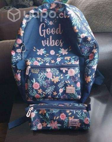 Mochila + Estuche De Flores - Imagen 2