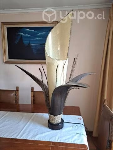 Lámpara de mesa. - Imagen 3
