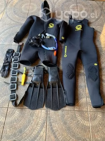 Traje de buceo