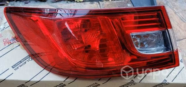 Foco costado izquierdo Clio IV 2015 2022 buen esta