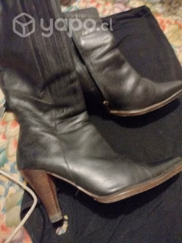 Botas de cuero