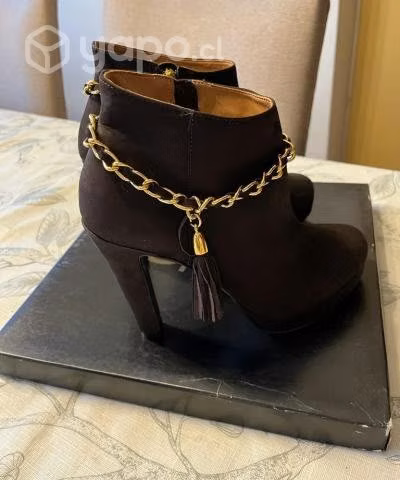 Botin gacel sin uso talla 37