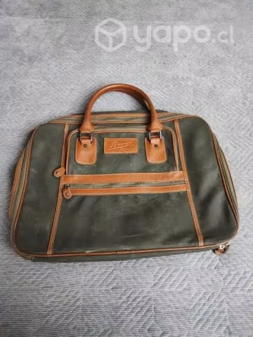 Bolso Verde con Aplicaciones de Cuero