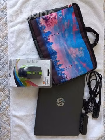 Notebook HP viene con su cable original - Imagen 3