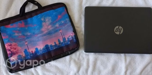 Notebook HP viene con su cable original - Imagen 5