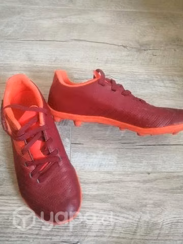 Zapatos de futbol niño