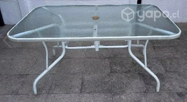 Mesa y sillas