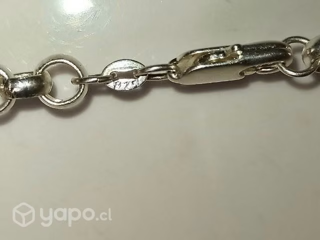 Cadena de plata
