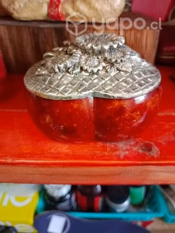Cofre corazón antiguo