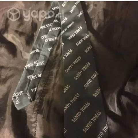 Corbata Santo Tomás