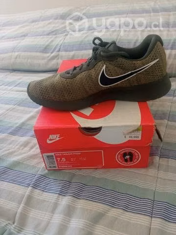 Nike Tanjun Número 40.5 - Imagen 6