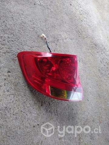 Foco trasero Chevrolet Sail original - Imagen 4