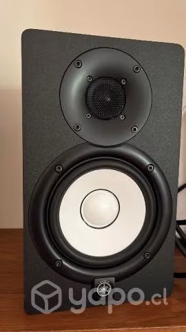 Monitores Yamaha (2) HS5 NUEVOS