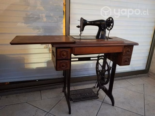 Máquina de Coser Singer