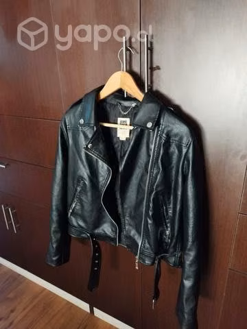 Casaca de cuero americanino talla M