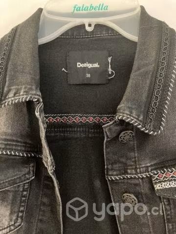 Chaqueta marca desigual talla 38 - Imagen 2