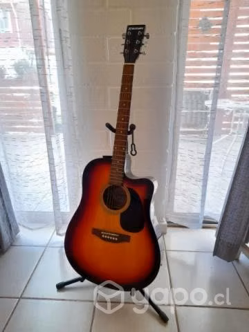 Guitarra electroacústica Suzuki