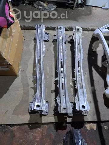 Suzuki swift 2013-18 refuerzo delantero