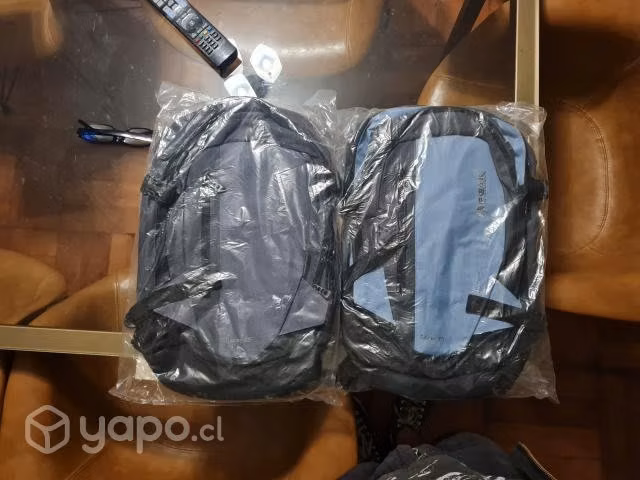 mochilas 20, 25, 28 y 30 Lts marca Peak