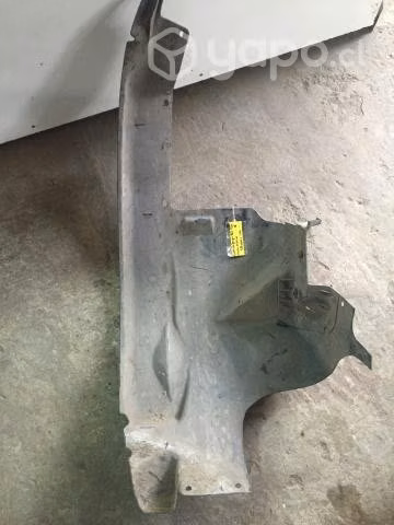 Guardafango delantero izquierdo Mahindra