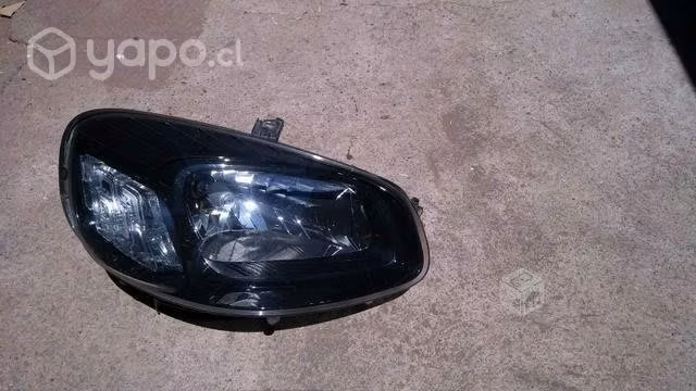 Optico derecho original fiat uno 2020
