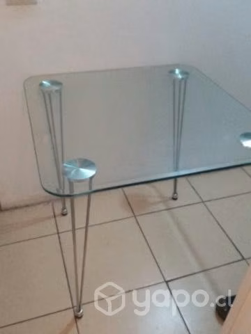 Mesa comedor y mesa esquinera