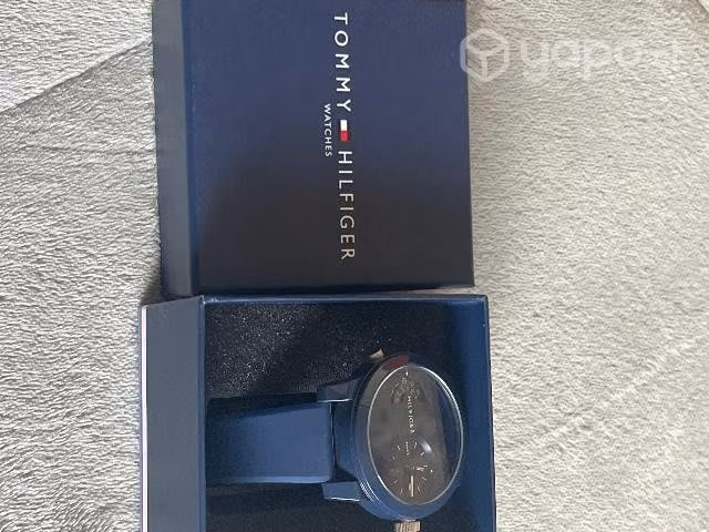 o se permuta reloj marca tommy