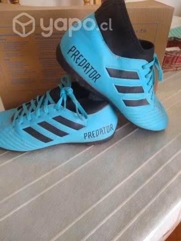 Zapatos de fútbol