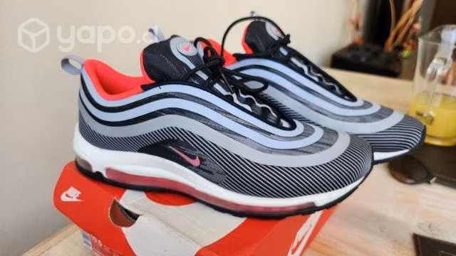 Nike air max
