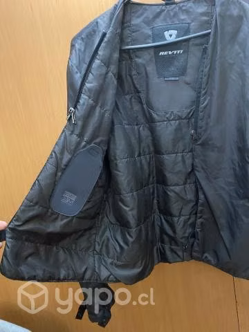 Chaqueta para moto marca Revit