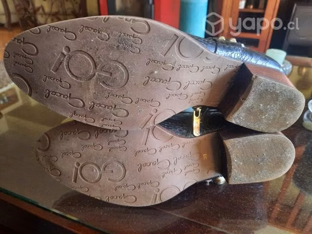 GACEL, hermosos zapatos nro 39 , pocas posturas