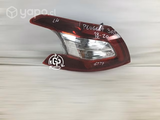 Foco trasero lh Peugeot 2018-2020