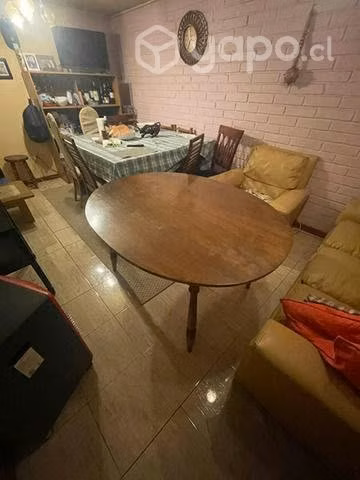 Mesa ovalada
