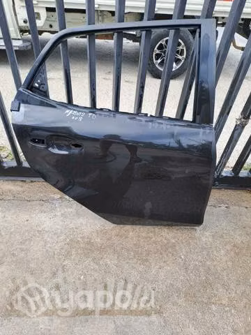 Puerta trasera derecha mazda 2018