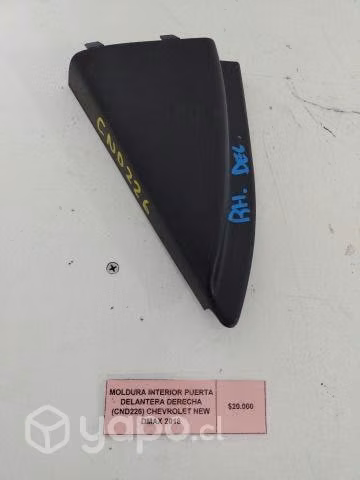 Moldura Interior Puerta Delantera Der Dmax 2018