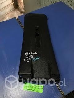 Tapiz cubre pilar central sup izq Great Wall Wingl