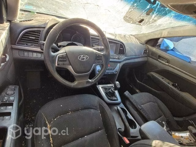 Portalon hyundai elantra gl 2017 1.6