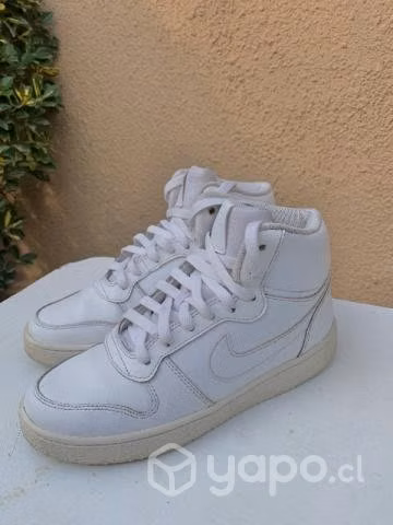 Nike ebernon mid wmns 7.5