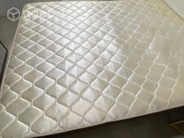 Cama 2 plazas en buen estado