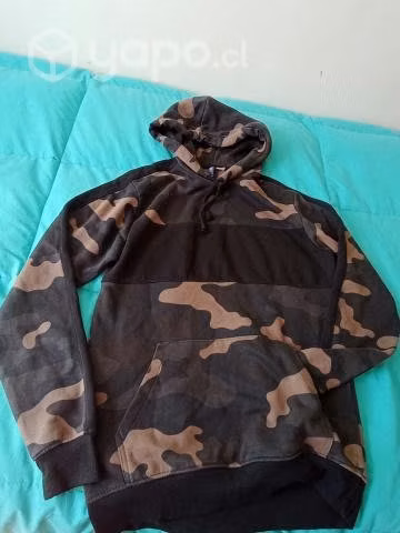 Poleron estilo militar