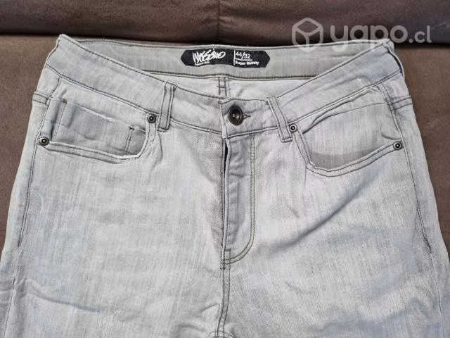 Pantalón varon mossimo 44