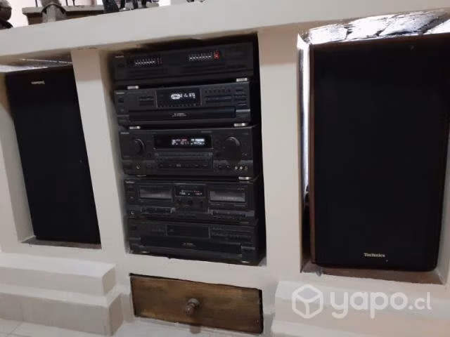 TECHNICS EN PERFECTO ESTADO.Como nuevo.leer todo