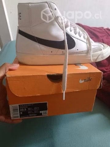 Nike blazer