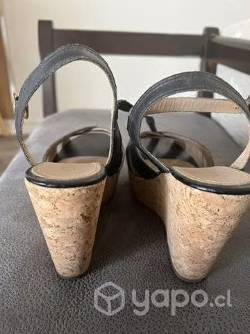Zapato marca Aldo y chala marca Gacel, ambos 36 - Imagen 3