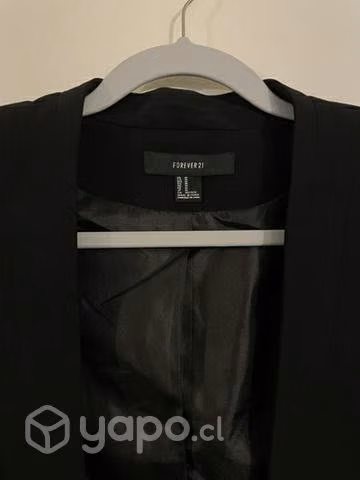Blazer Cropped Forever 21 - Imagen 3