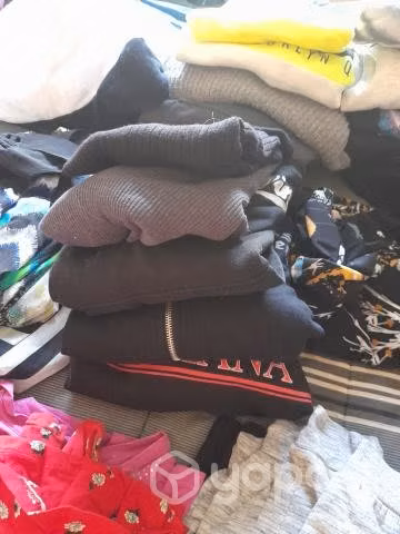 Lote de ropa usada varias tallas