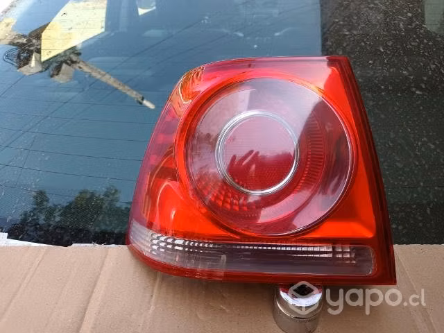 Foco izquierdo Volkswagen Bora 2008-2014 - Imagen 3